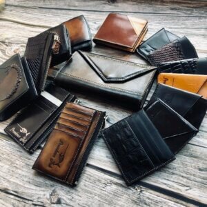 How to Choose the Perfect Wallet: A Complete Guide to Card Holders, Bifolds, Trifolds & More