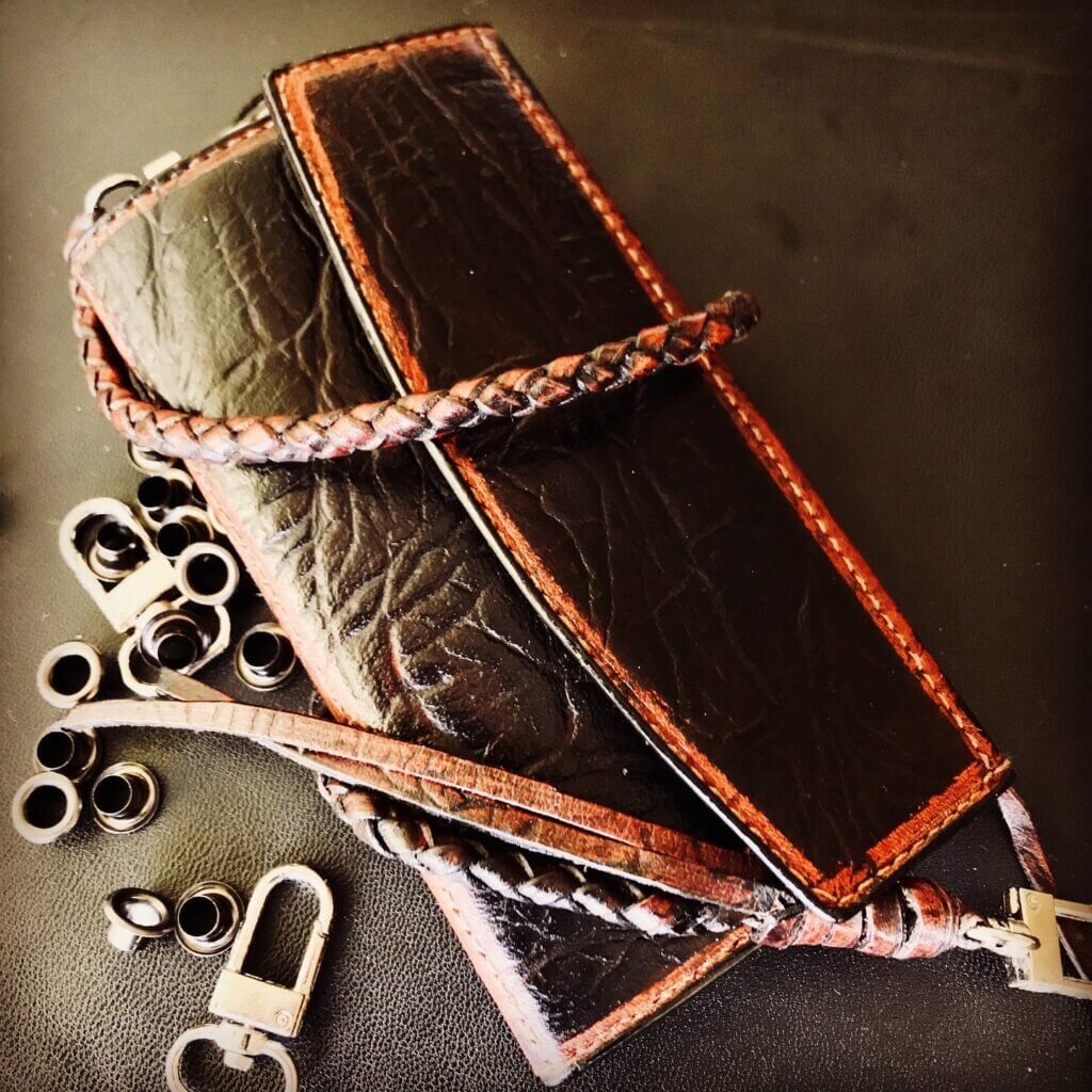 high-quality leather key holder 5